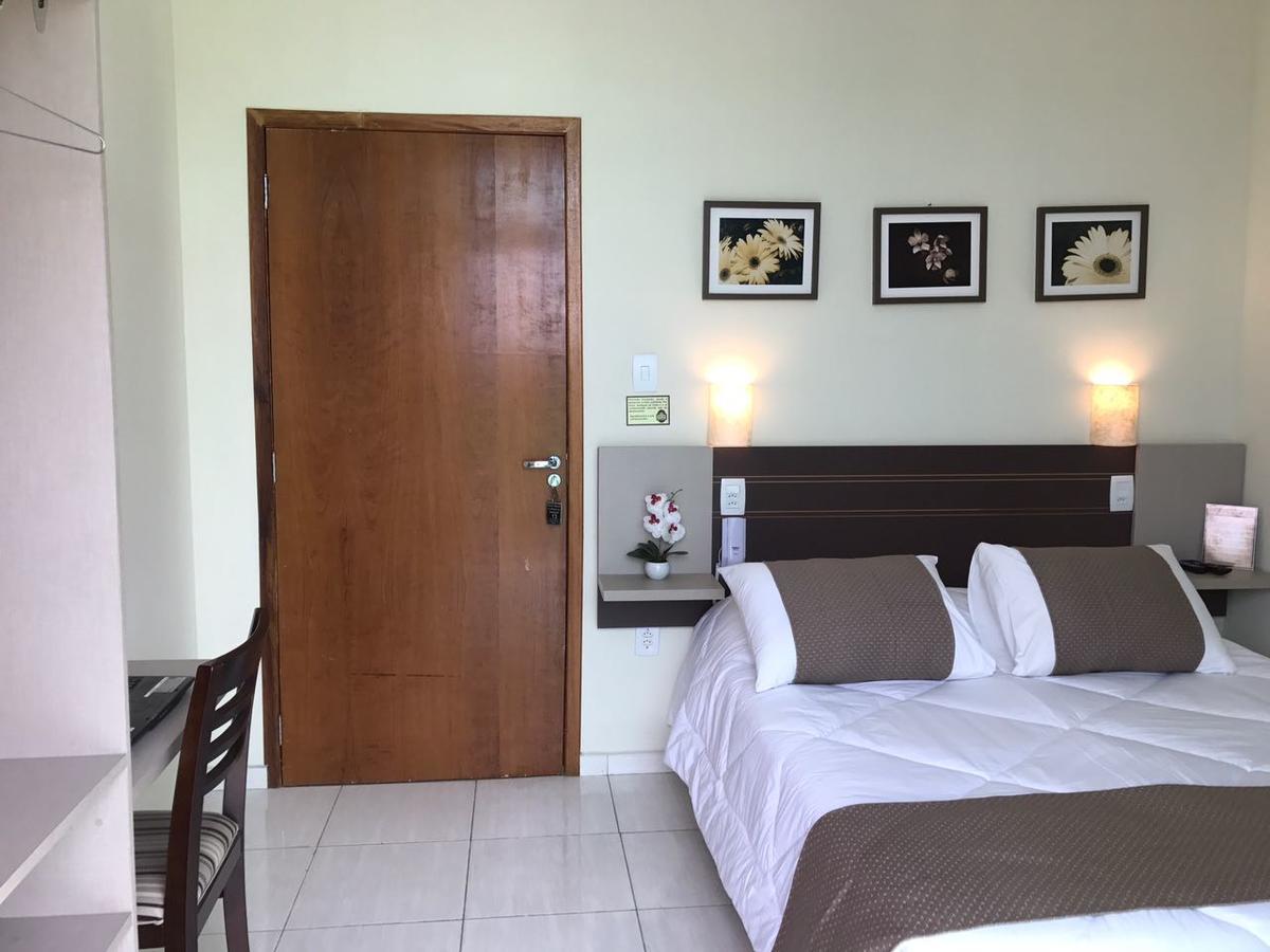 Hotel Do Reinildo I Cachoeira Paulista Bagian luar foto