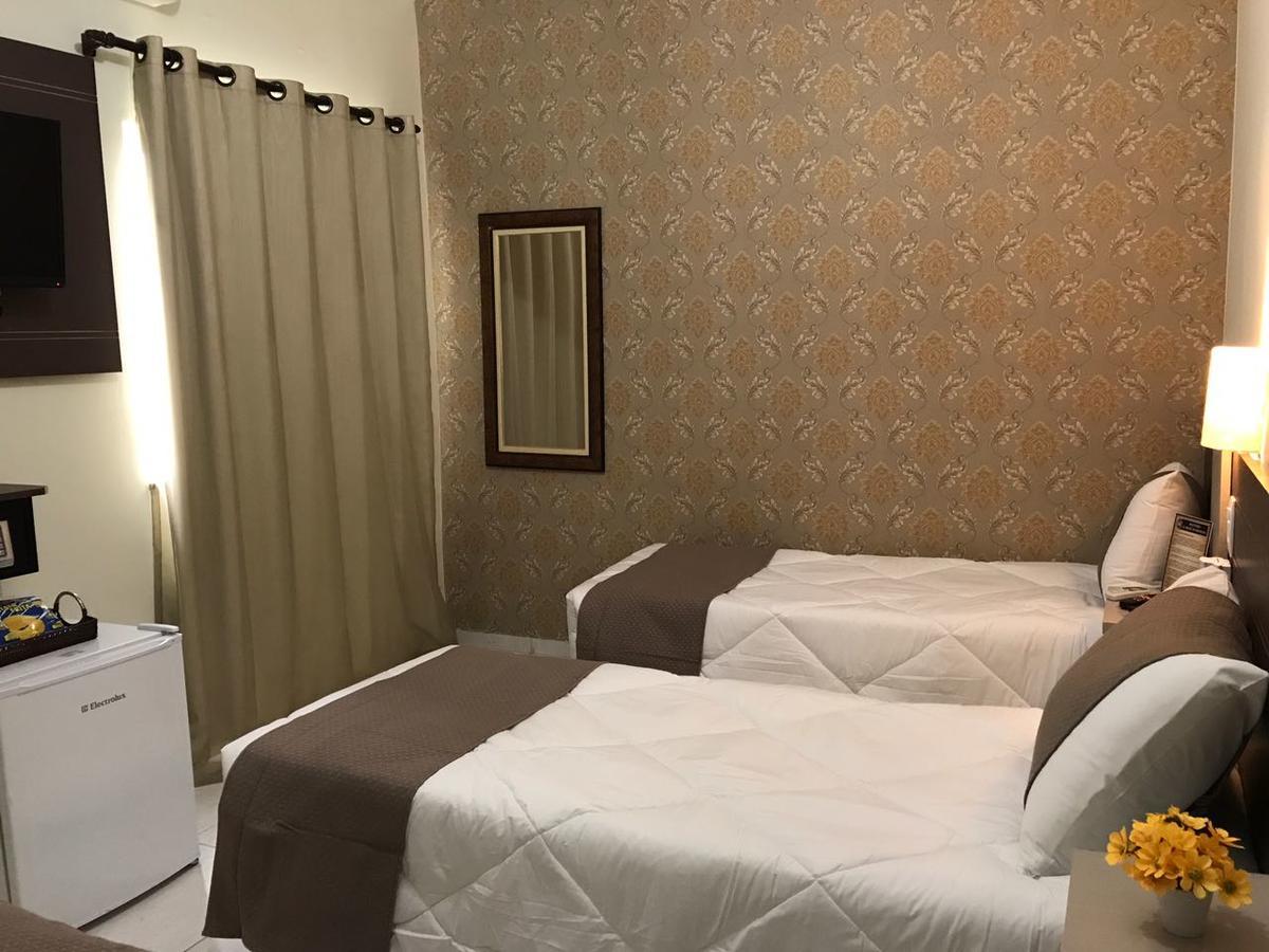 Hotel Do Reinildo I Cachoeira Paulista Bagian luar foto